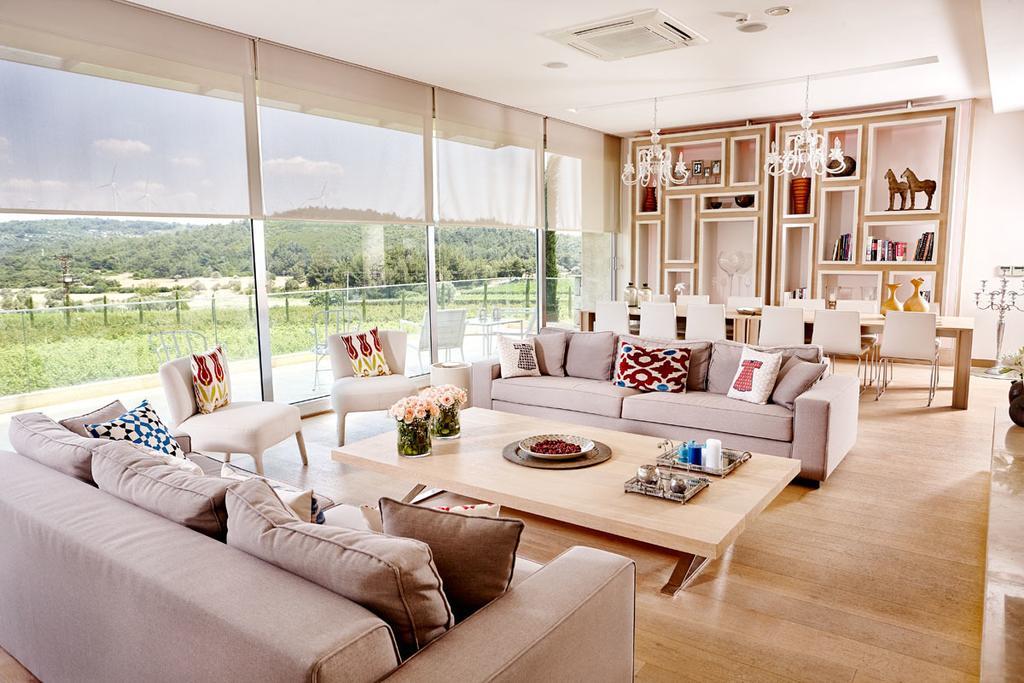Two Rooms Hotel อูร์ลา ภายนอก รูปภาพ